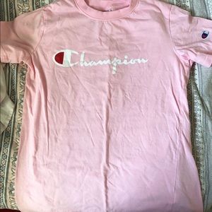 baby pink champion tee!!